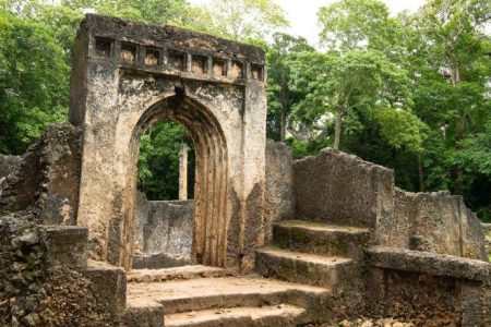 half-day tour to the Gede Ruins